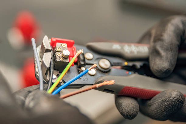 Best Circuit Breaker Repair  in Grove Hill, AL